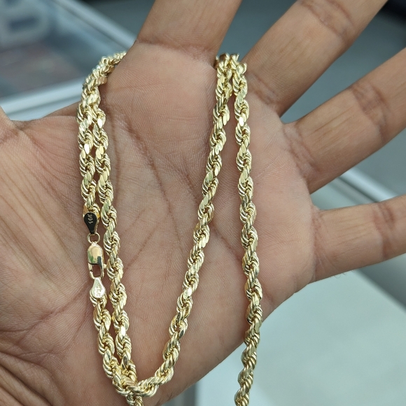 10kt Real Gold Rope Chain 4.8mm 22 inches - Picture 8 of 9